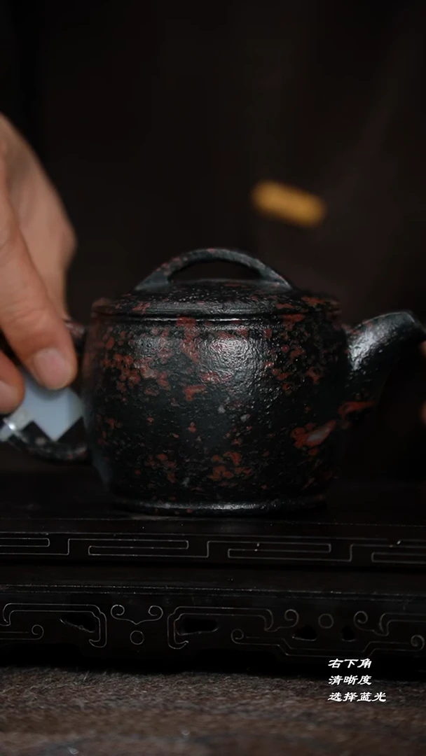 100-1汉瓦壶（安山 喷砂）