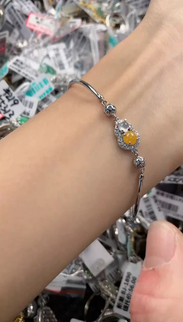 银S925镶嵌戒指翡翠666    9