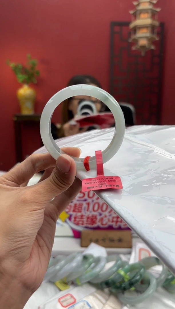 未镶嵌手镯翡翠翡翠手镯