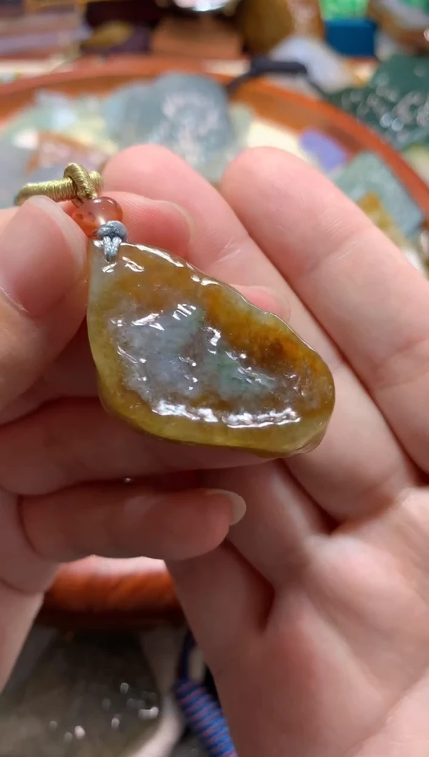 翡翠未镶嵌吊坠(不含链)吊坠