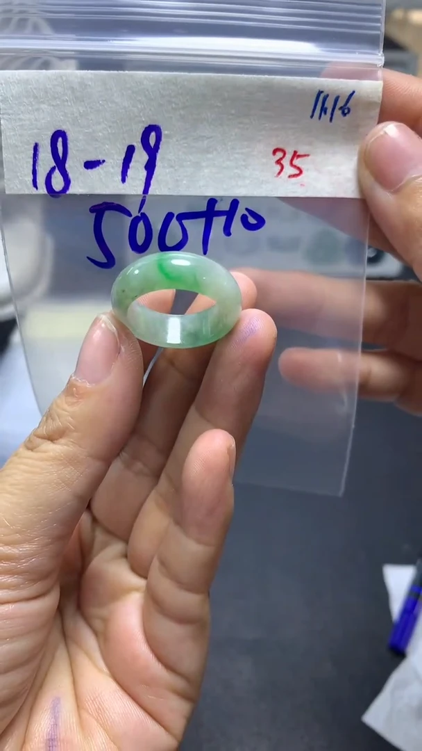 未镶嵌定制翡翠毛货需精细抛光拍一发一