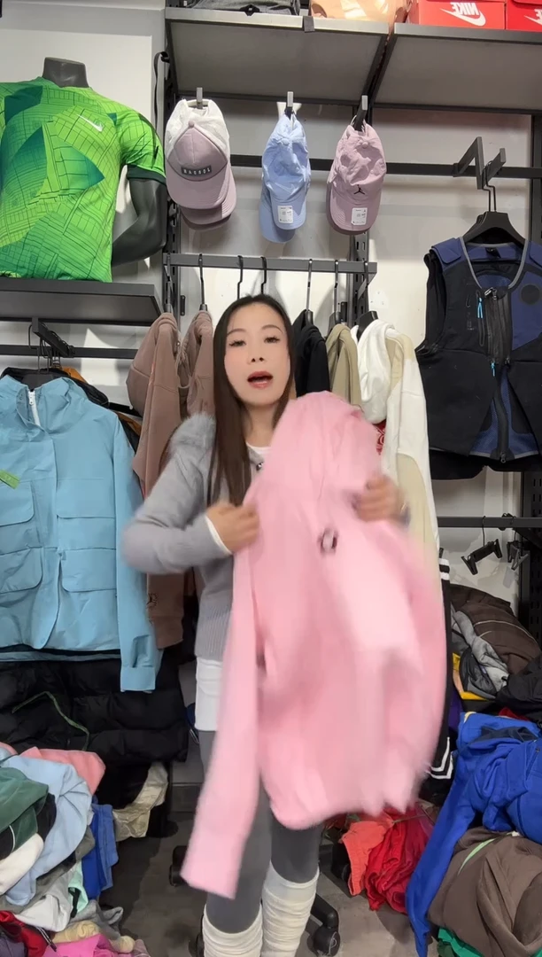 1261编码 瑕疵款直播间过款为准 尺码