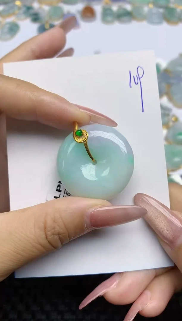 【闪购商品】翡翠颈饰18K金镶嵌天然A货翡翠 109