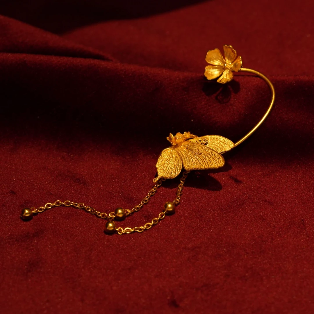 鳳喆古法錾刻工艺设计师款蝴蝶耳挂婚嫁国风足金FZ5-0144