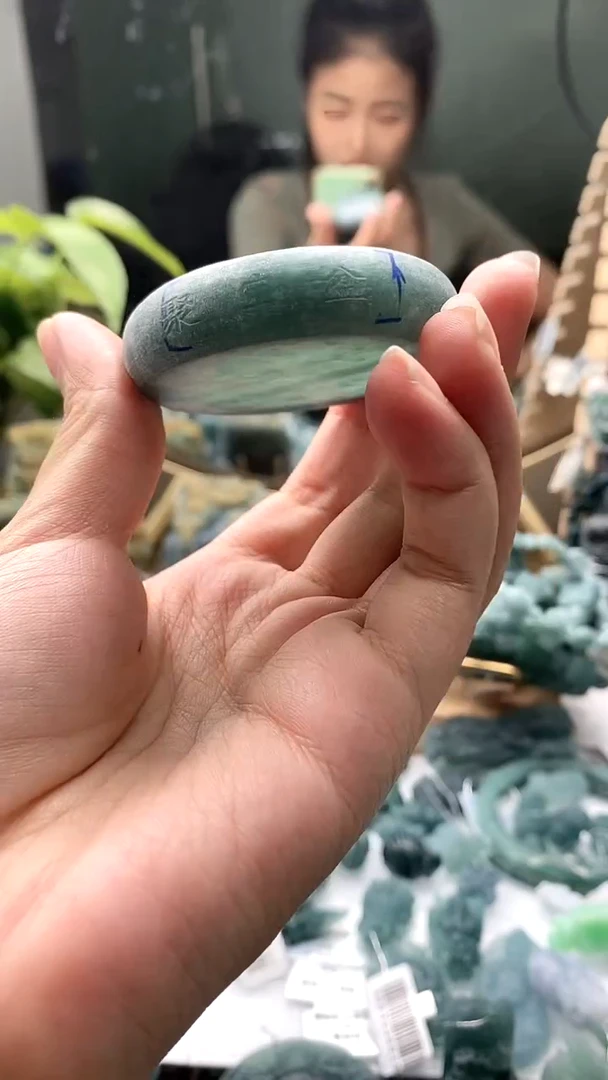 定制翡翠未镶嵌翡翠毛货不退不换6.22