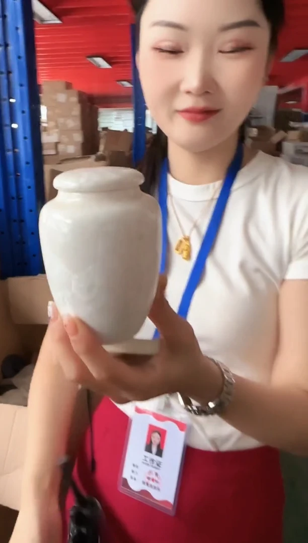 其他B589景德镇制茶叶罐一件