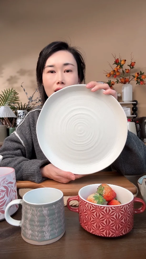 【闪购商品】瓷片10.8英寸异形螺纹麻点大盘微瑕