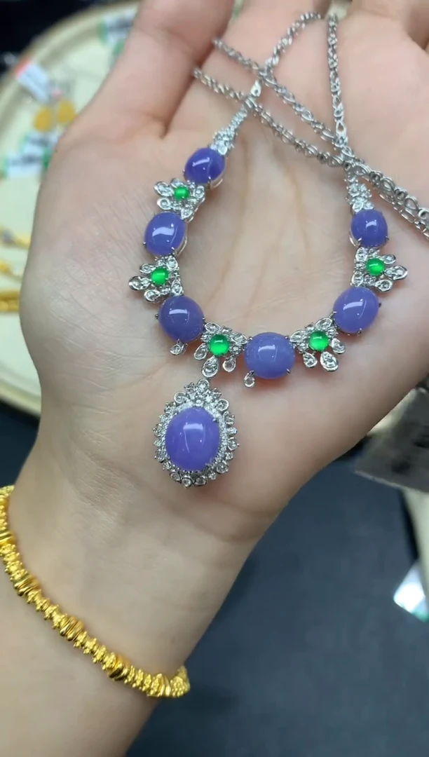 套链18K金镶嵌翡翠套链A14|68000