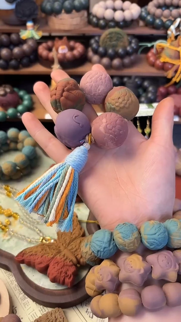 泥塑大尺寸微瑕手捻一个