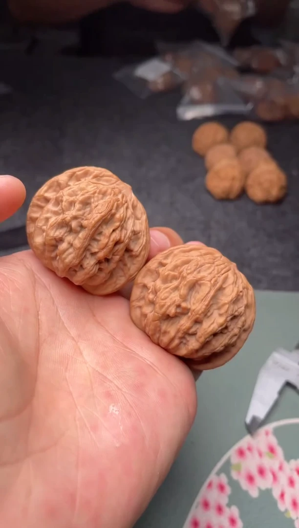 把件文玩核桃a145 麦虎 43尺