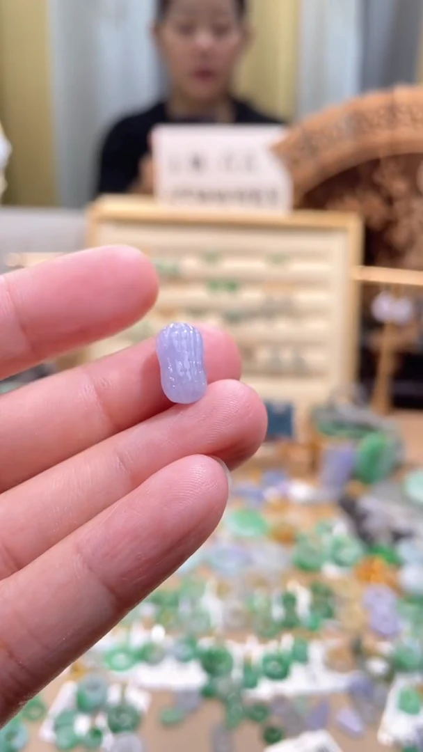 颈饰未镶嵌翡翠滴流