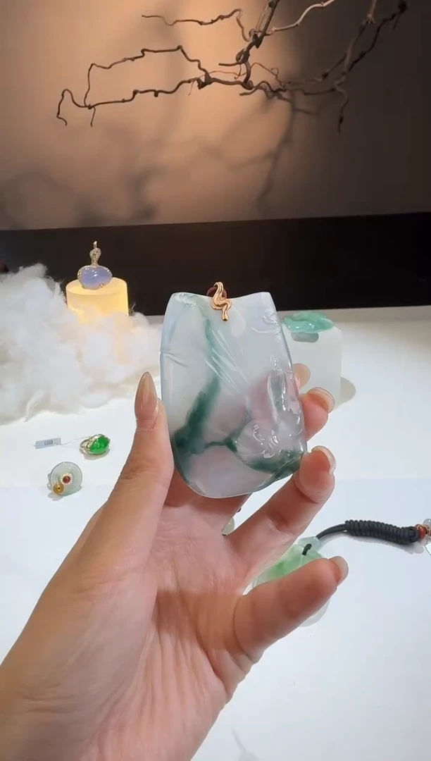 【闪购商品】翡翠颈饰18K金镶嵌【鑫鑫】