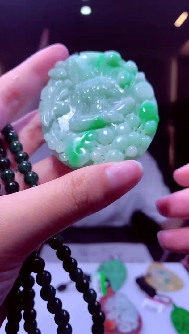 定制翡翠未镶嵌天然翡翠（拍一发一）