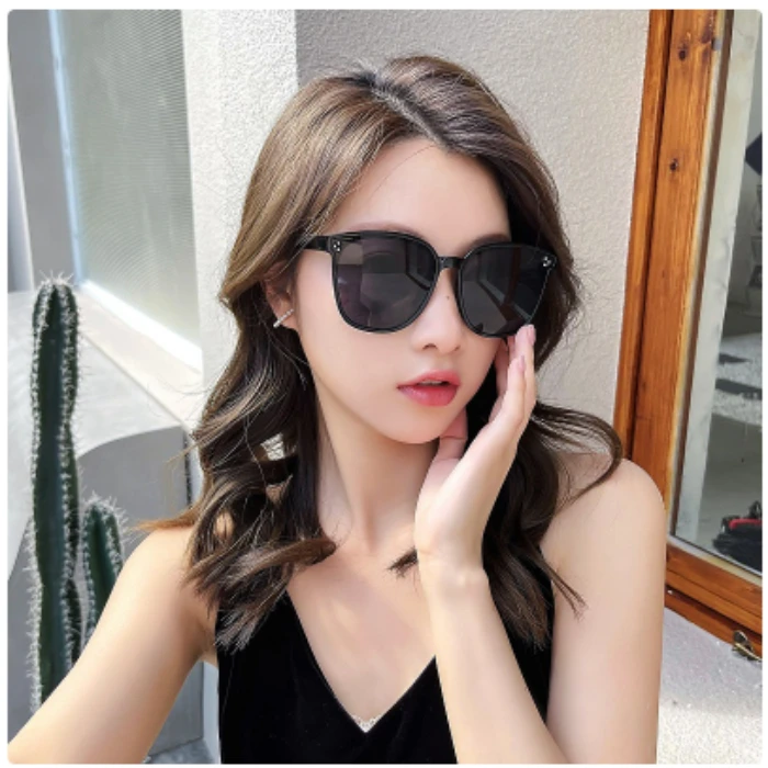 【粉丝福利】黑色墨镜太阳镜墨镜风韩版复古小框黑色太阳镜墨镜