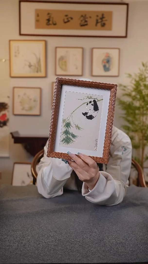 竖款鹿鸣现代美术馆