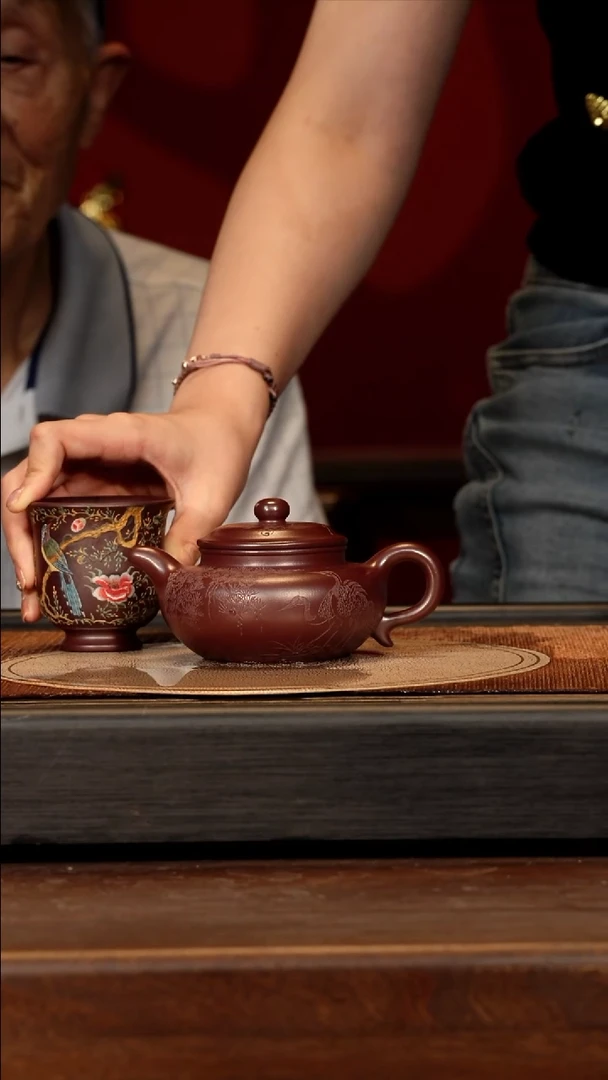 宜兴紫砂PQZ  龙血砂 仿古