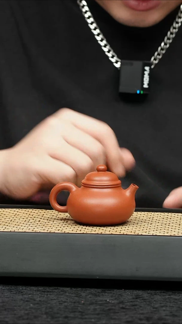茶壶紫砂五堂 容天（南无阿弥陀佛）