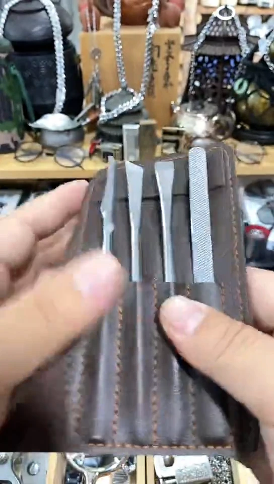 瓷片闪购商品  如图所示