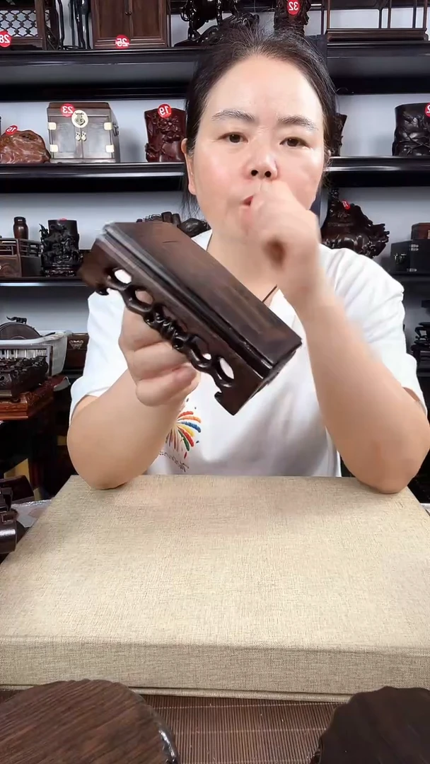 木草龙长方老李红木工艺品