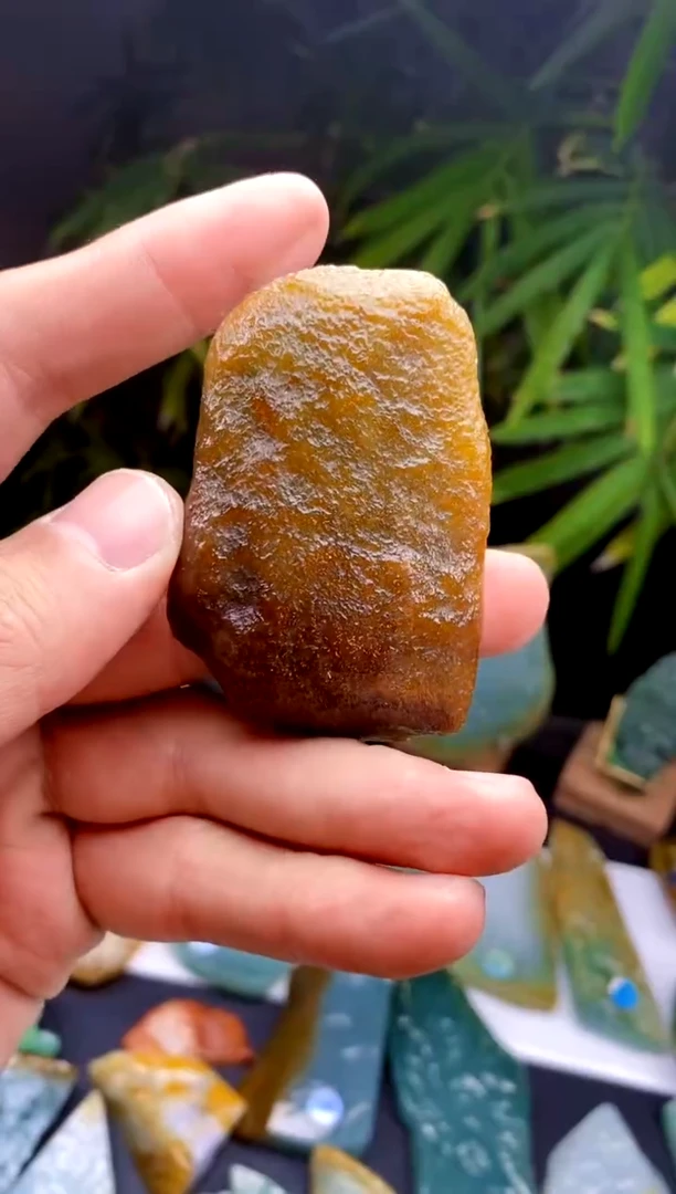 【闪购商品】定制翡翠未镶嵌翡翠