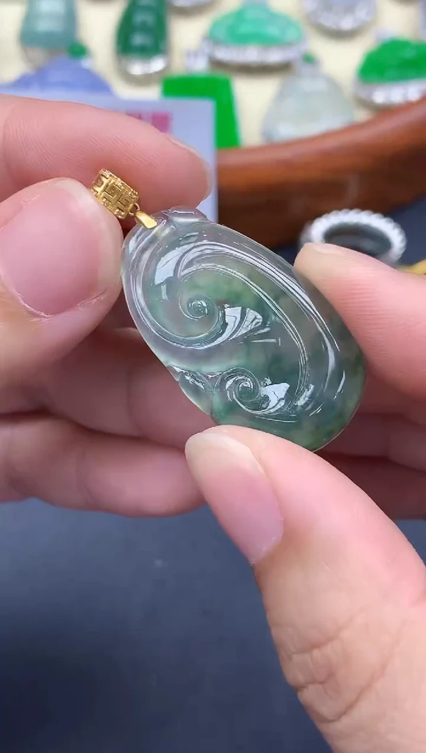 颈饰18K金镶嵌翡翠377-中国好珍宝