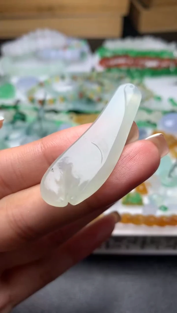 定制翡翠未镶嵌毛货