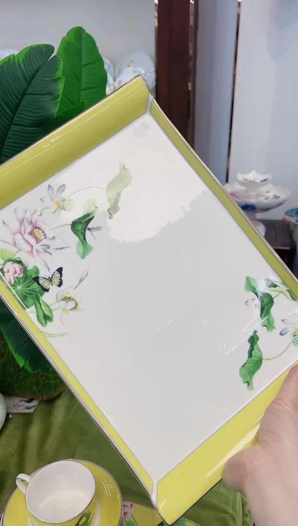 【闪购商品】骨瓷长盘