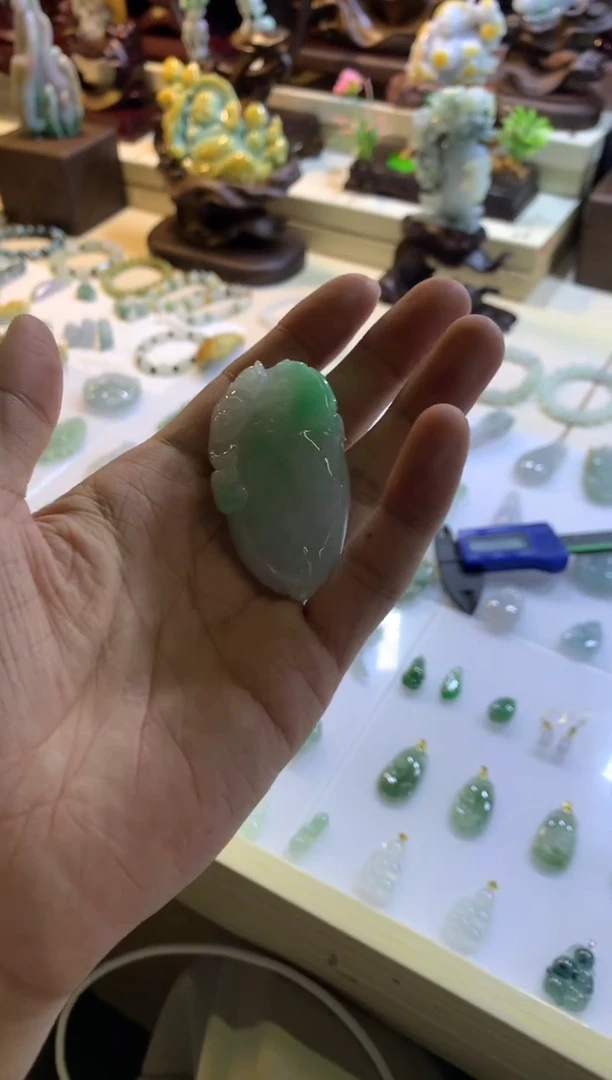未镶嵌摆件翡翠用****3翡翠摆件