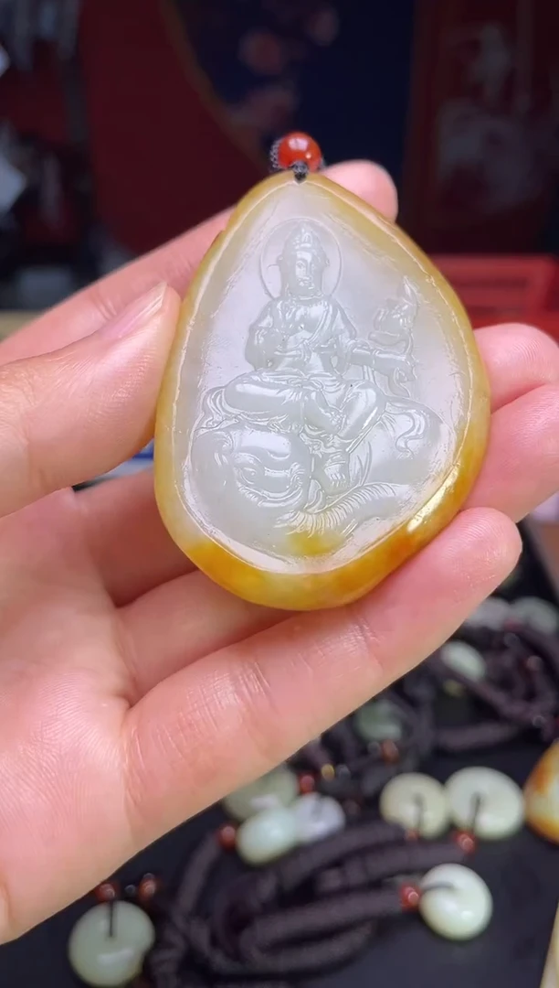 颈饰未镶嵌和田玉1