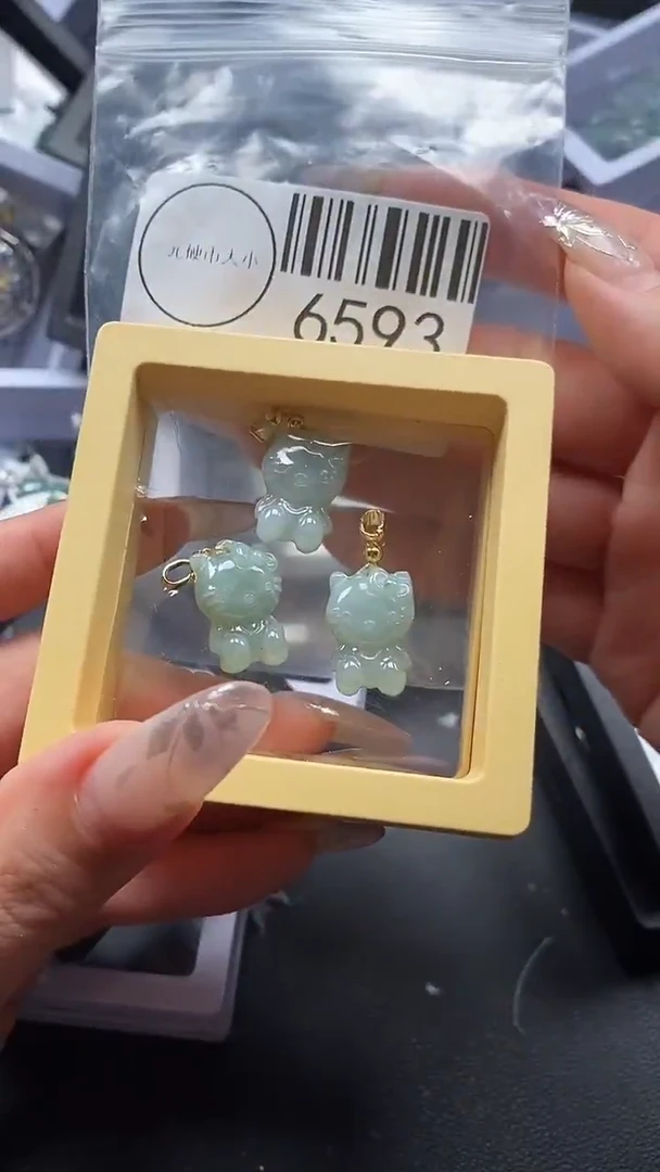 吊坠(不含链)未镶嵌翡翠6593