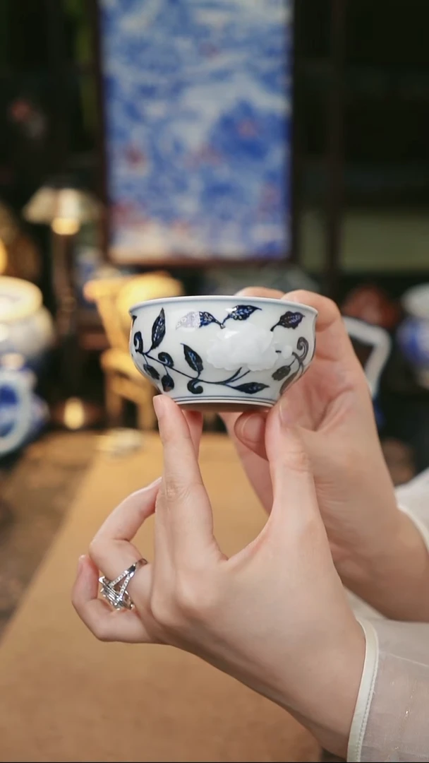 至臻方远 山茶花雕刻矮炉式杯