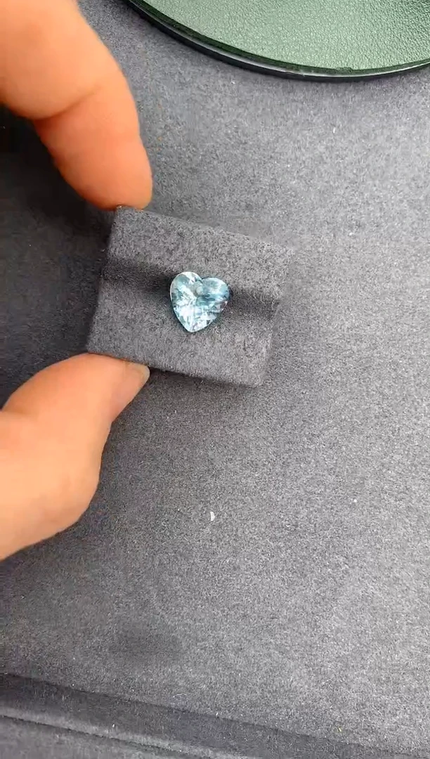 【闪购商品】海蓝宝石裸石未镶嵌2.2ct海蓝宝