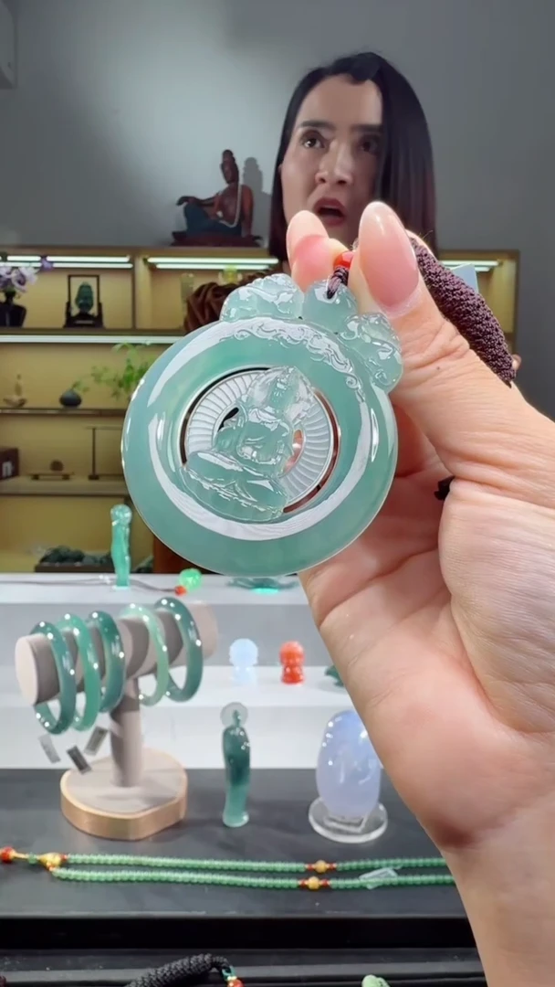 吊坠(不含链)未镶嵌翡翠观音