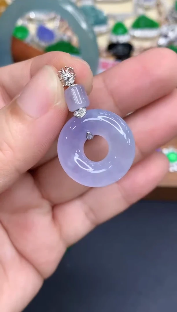 颈饰18K金镶嵌翡翠561-中国好珍宝