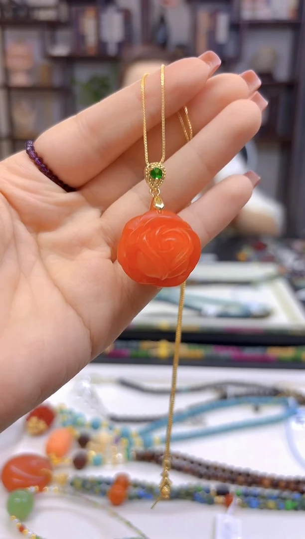 【闪购商品】蜜蜡吊坠(赠链)银S925镀金镶嵌D12