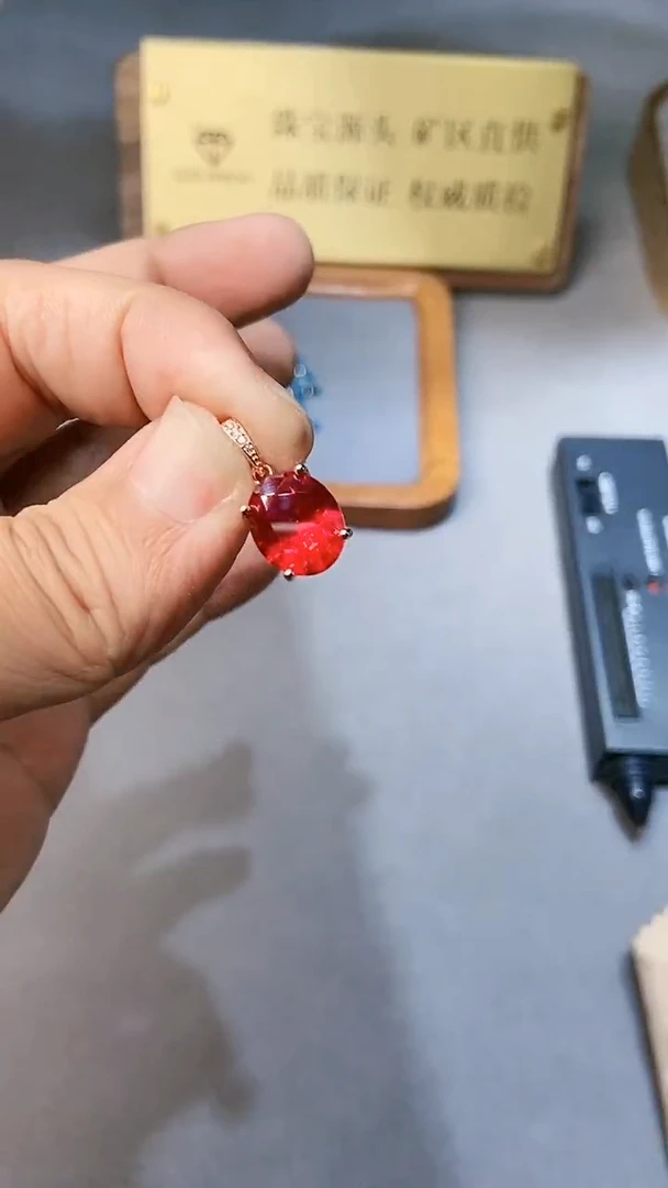 【闪购商品】红宝石颈饰银S925镶嵌354