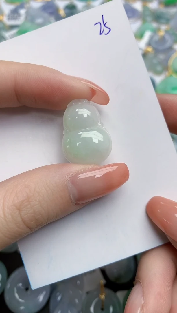 【闪购商品】翡翠颈饰未镶嵌天然缅甸翡翠A货