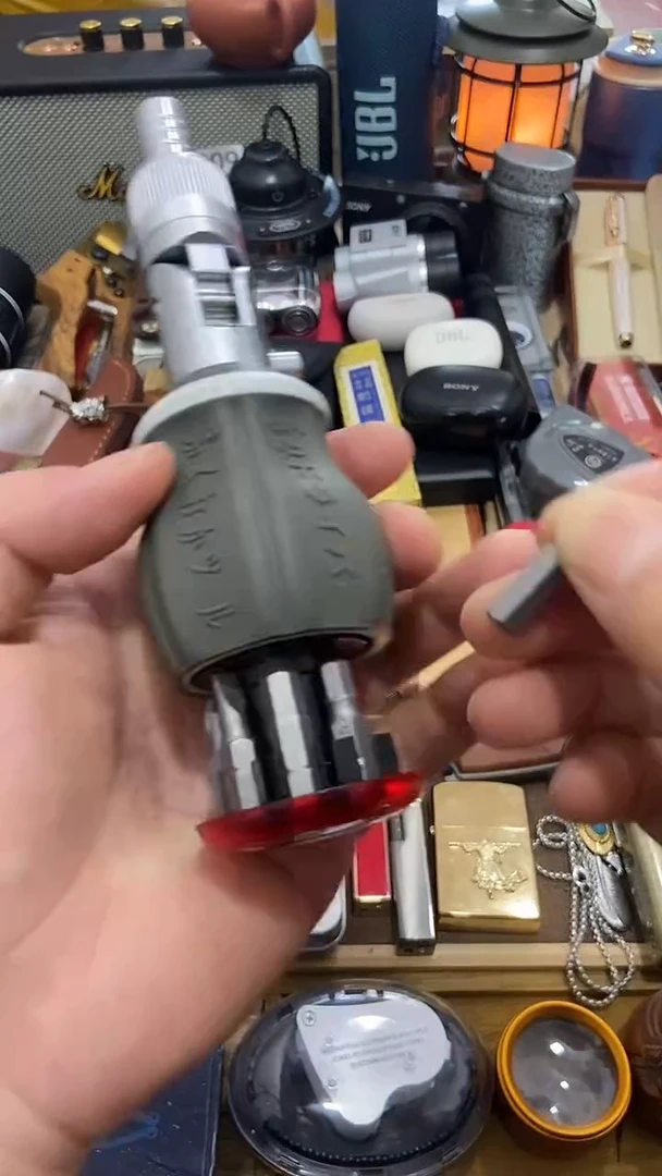 瓷片闪购商品  如图所示