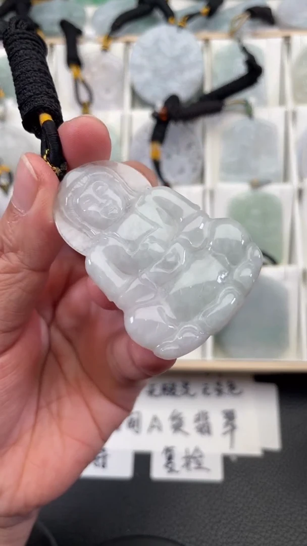 颈饰未镶嵌翡翠天然缅甸翡翠A货221