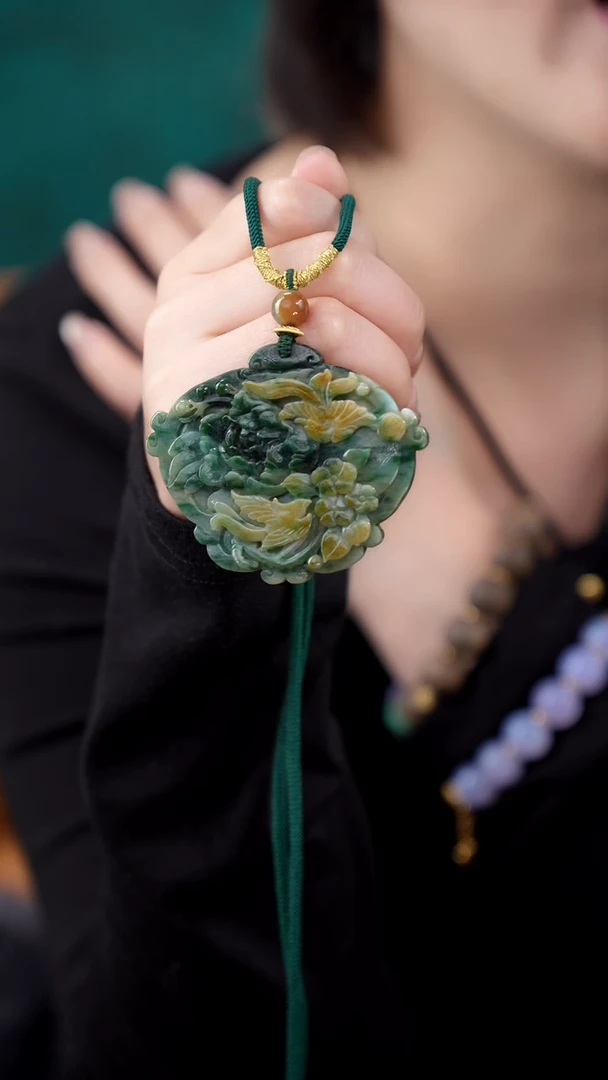 颈饰未镶嵌翡翠翡翠吊坠1