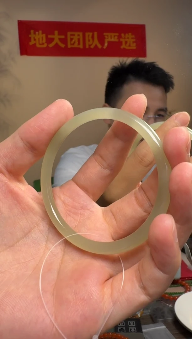 和田玉手镯未镶嵌和田玉深晴水圆条手镯#56