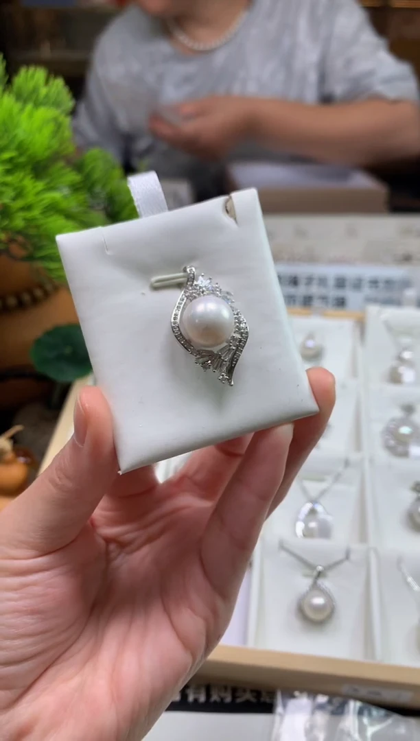 颈饰合金淡水珍珠---105918