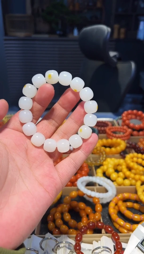 未镶嵌手串和田玉14+