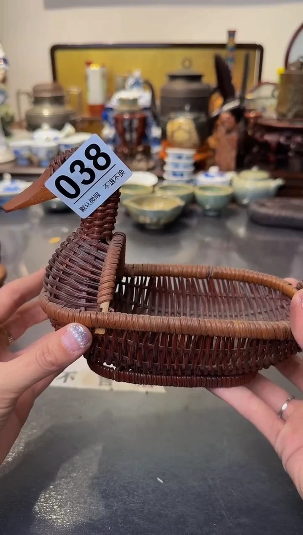 【闪购商品】摆件  注意：回流商品，默认有瑕。不退不换