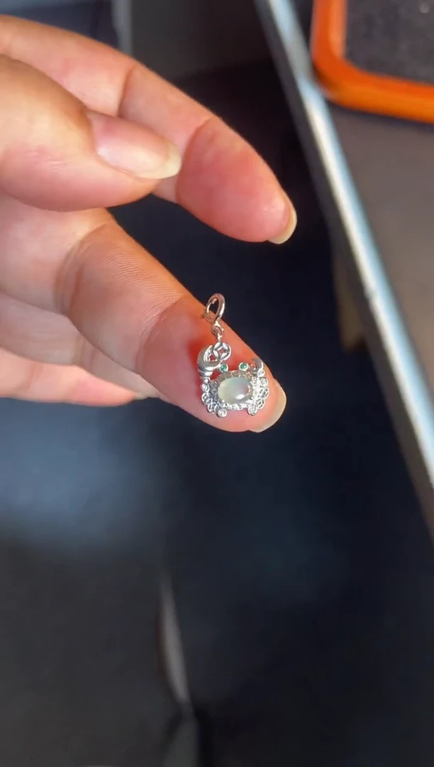 吊坠(不含链)银S925镶嵌翡翠1