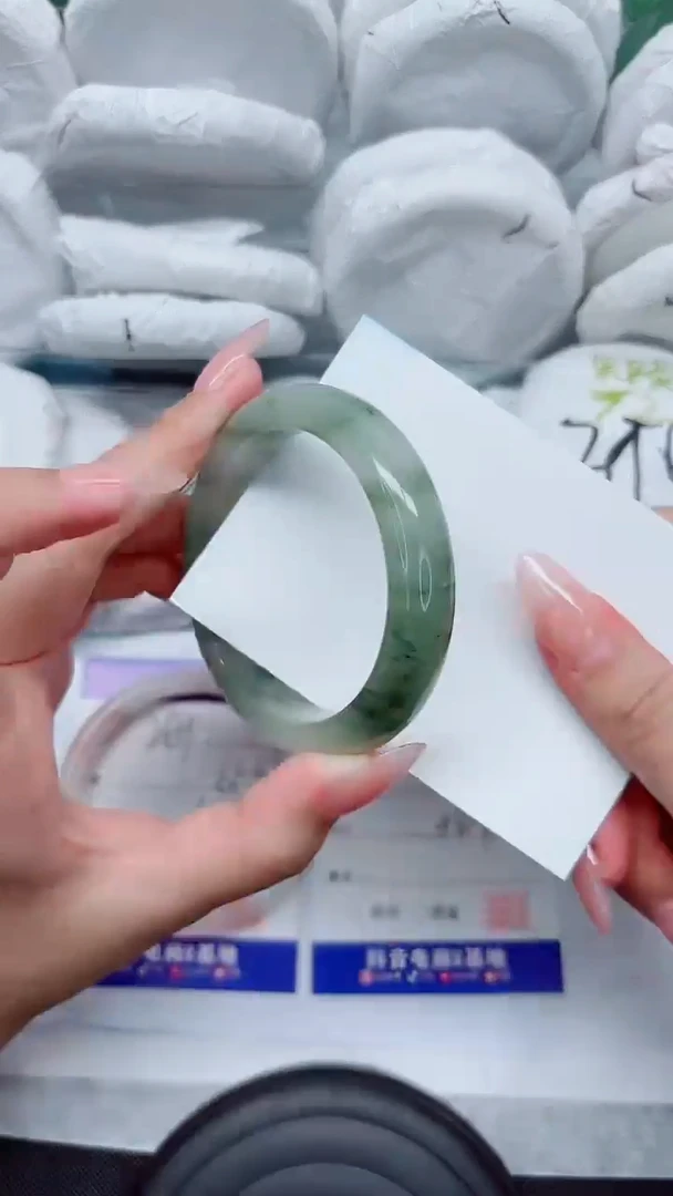 石英质玉手镯未镶嵌270-54