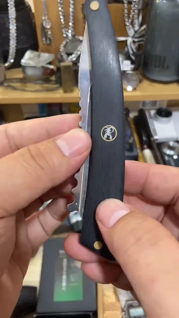 瓷片闪购商品  如图所示