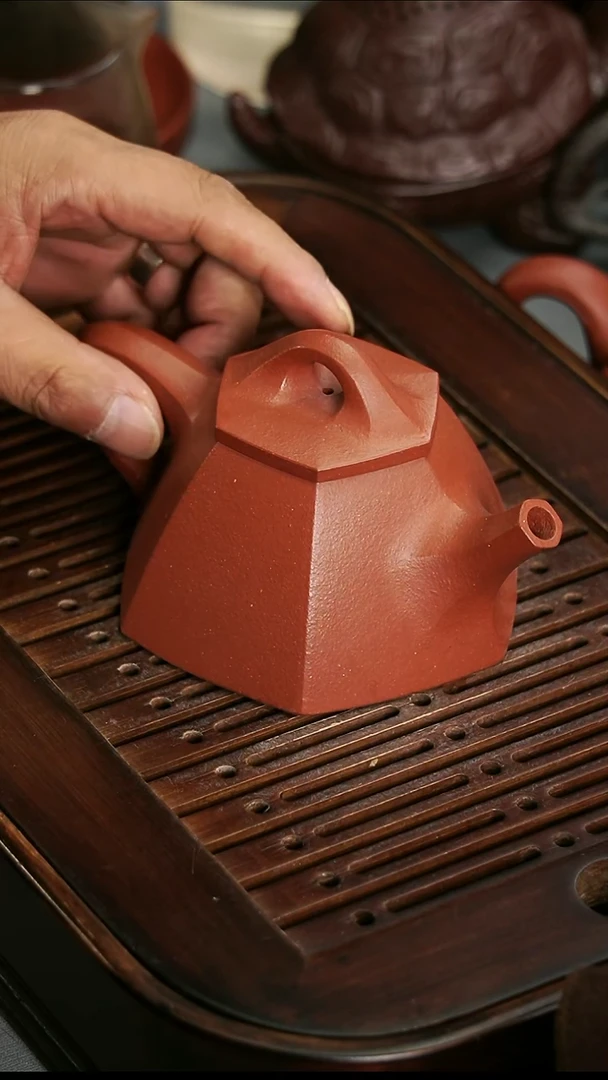 茶壶紫砂宜兴紫砂红降坡六方霸王200cc