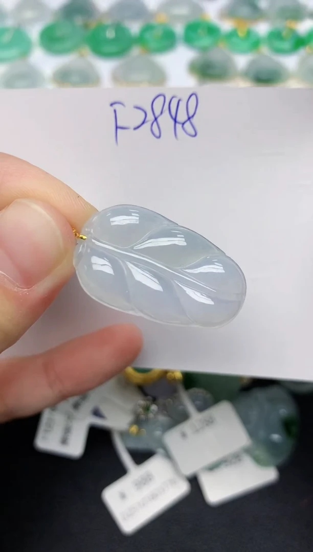 颈饰18K金镶嵌翡翠天然缅甸A货翡翠百元以上9元证书费自理