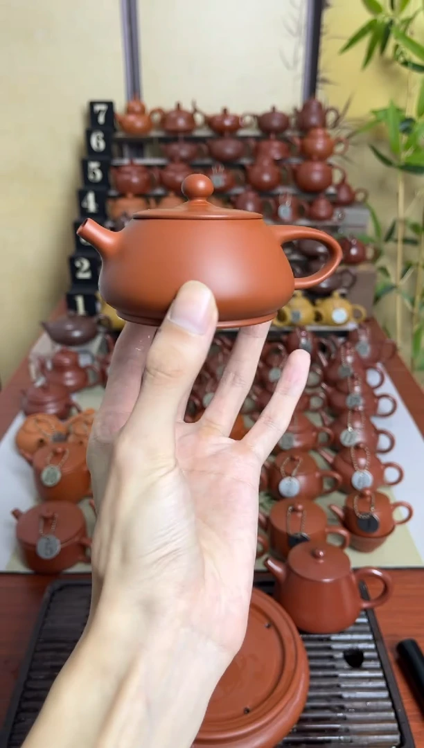 ꧁****꧂超薄跑车石瓢120cc带证书礼盒